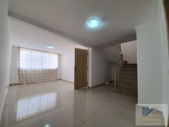 Imagem Sobrado para Venda em São José dos Pinhais, Cidade jardim, 3 dormitórios, 1 suíte, 2 banheiros, 2 vagas