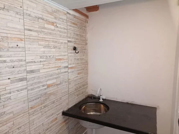 Imagem Loja para locação, no Centro da Estação de Peruíbe. OPORTUNIDADE!!!