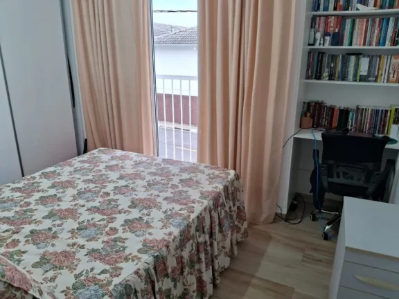 Imagem Sobrado com 2 dormitórios à venda, 56 m² por R$ 330.000,00 - Vila Colorado - Suzano/SP