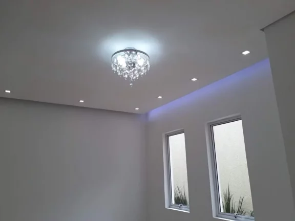 Imagem Sobrado com 2 dormitórios à venda, 71 m² por R$ 246.000,00 - Vila Figueira - Suzano/SP