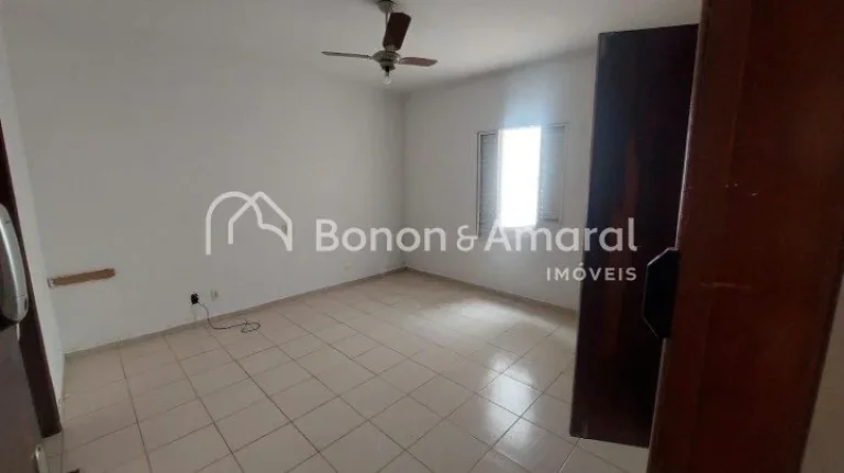 Imagem Casa Térrea a venda no Bairro Jardim Flamboyant 
Dormitórios: 3 quartos, sendo 1 suíte
Ambientes:...