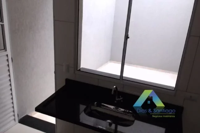 Imagem Casa com 3 Quartos e 3 Banheiros à Venda, 120 m² por R$ 598.000 em Jardim Maria Estela/SP!