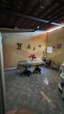 Imagem Casa ampla, 3 quartos, Conjunto Centenário. Bairro Queimadinha