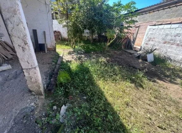 Imagem Terreno com 2 casas no Perequê- Açú