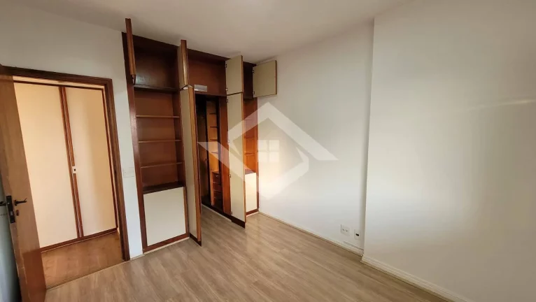 Imagem Apartamento de 2 Quartos para Venda na Barra da Tijuca com 83 m²