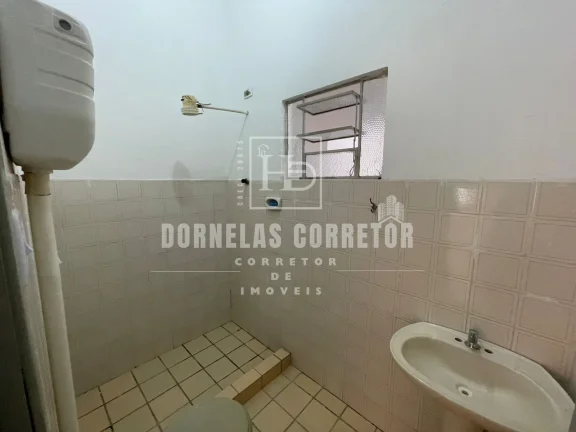 Imagem CASA COM 3 QUARTOS, SALA AMPLA E ACEITA FINANCIAMENTO!