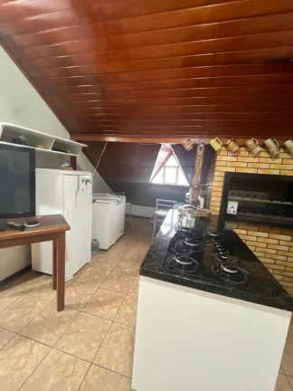 Imagem Casa na Fazenda Rio Grande. Naçoes. 221 m2. Amplo terreno.