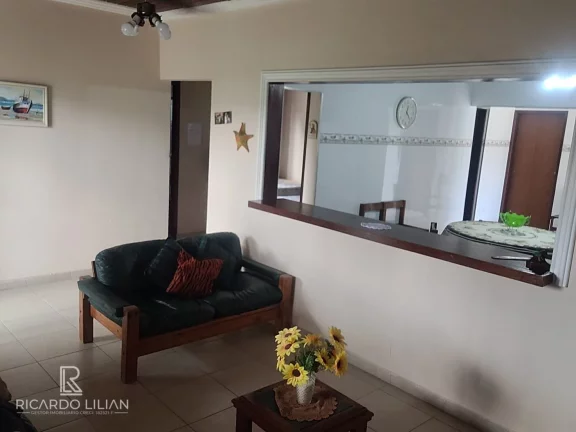 Imagem Casa de esquina em Caragua com 3 dormitorios e piscina a venda.