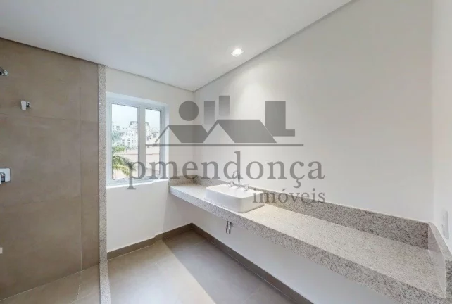 Imagem Apartamento reformado, com 295 m2 3 dormts, 1 suite, 1 vaga ao lado shopping