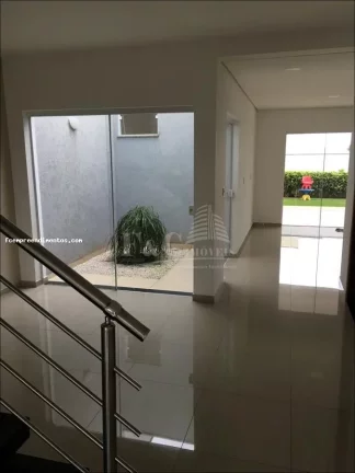 Imagem Casa para Venda em Limeira, Jardim Porto Real, 3 dormitórios, 1 suíte, 2 banheiros, 3 vagas