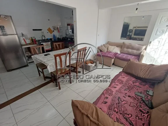 Imagem Espaçosa Casa Geminada 3 Quartos na Vila Caicara - Praia Grande