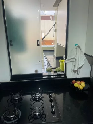 Imagem Apartamento com 70M², 2 dormitórios, sala, cozinha, área de serviços, varanda e 1 vaga de garage...