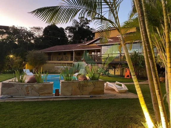 Imagem Casa de Alto Padrão à Venda em Condomínio Fechado em Piracaia, SP