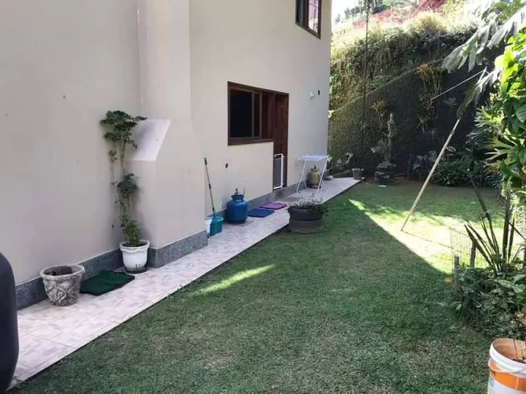 Imagem LINDA CASA A VENDA NO BAIRRO: BRAUNES - NOVA FRIBURGO RJ.