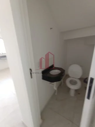 Imagem Casa à venda em Franco da Rocha-SP, no bairro Parque Vitória: 2 quartos, 1 suíte, sala, 1 vaga, 80m². Confira agora!