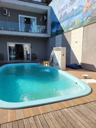 Sobrado com 5 Quartos à Venda, 293 m² em Caioba - Matinhos