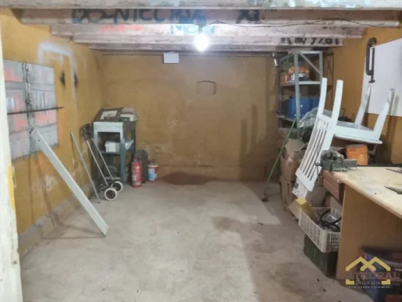 Imagem CASA COM 1 DORMITÓRIO À VENDA, 185 M² POR R$ 490.000,00 - VILA ARENS - JUNDIAÍ/SP