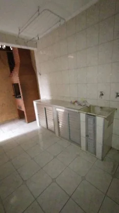 Imagem Sobrado com 3 dormitórios para alugar por R$ 2.248/mês - Cidade São Jorge - Santo André/SP
