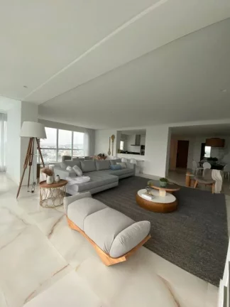 Imagem Apartamento 3 dormitórios para Venda em Balneário Camboriú / SC no bairro Centro