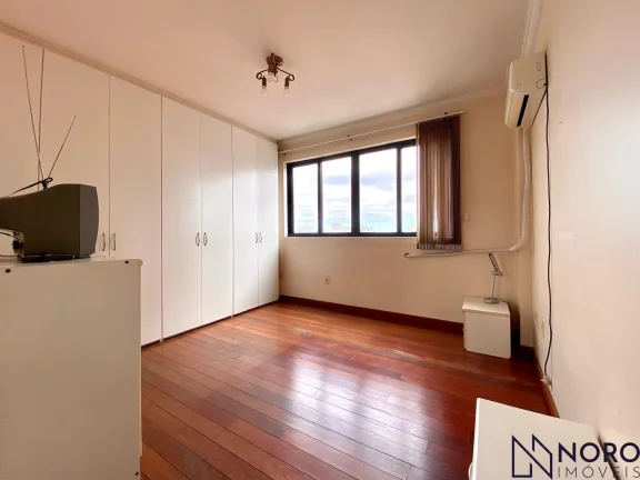 Imagem Apartamento Central frente 3 dormitorios suíte sacada próximo Hospital HC bus UF