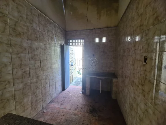 Imagem Casa a venda na Rua Senador Alencar, 1301 - Centro, com 2 quartos, 2 banheiros, Quintal e 1 Vaga de ...