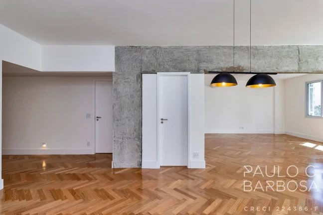 Imagem Haddock Lobo Venda - 2 Suítes - 2 Vagas - 142 m² - Reformado