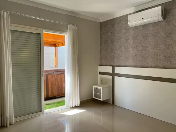 Imagem Casa com 3 dormitórios à venda, 280 m² por R$ 3.800.000,00 - Jardim do Golfe - São José dos Campos/SP