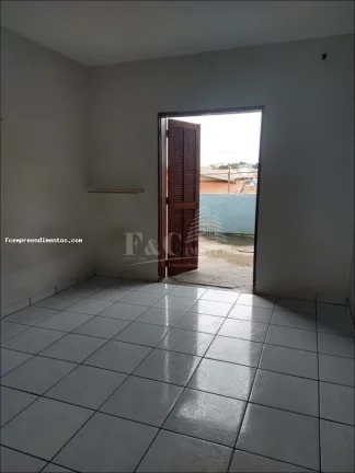 Imagem Sobrado para Venda em Limeira, Jardim São Simão, 4 dormitórios, 2 banheiros, 2 vagas