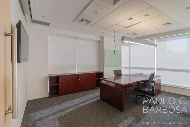 Imagem Andar com 592m² - Mobiliado - 24 Vagas - 2 Quadras do Metrô
