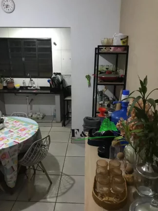 Imagem Casa para Venda em Araras, Jardim Alto da Colina, 3 dormitórios, 1 suíte, 2 banheiros, 2 vagas