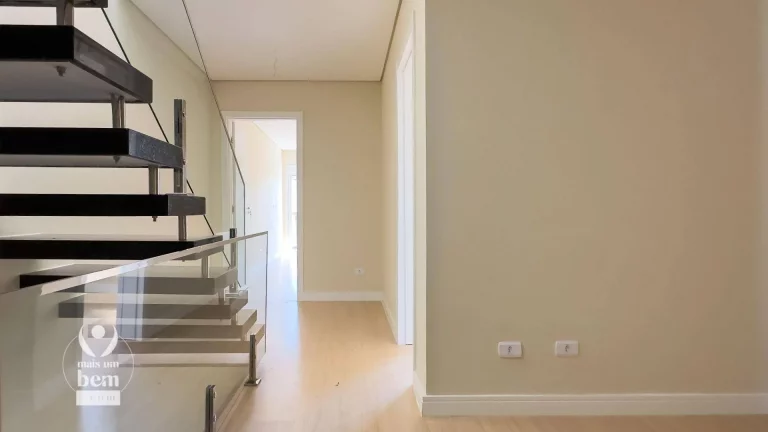 Imagem Sobrado com 244 m², 3 Suítes, Sala intima , Condominio Fechado com Piscina e Salão de Festas à venda por R$ 1.290.000 - Campo Comprido - Curitiba/PR