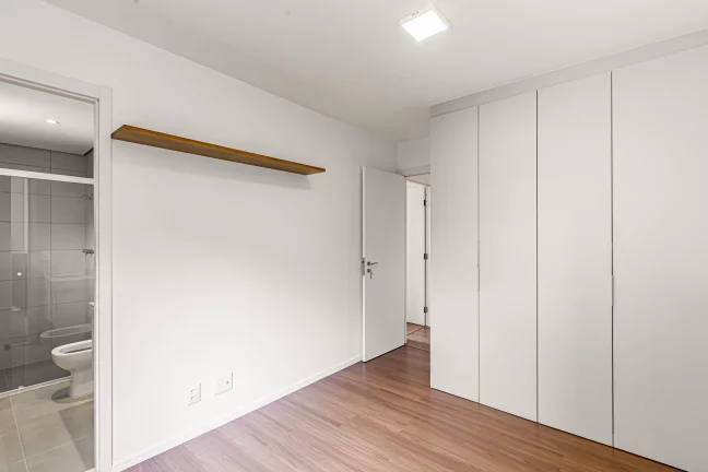 Imagem ALUGO LINDO APTO COM 02 DORMITÓRIOS NO CONDOMÍNIO VILLA REAL!