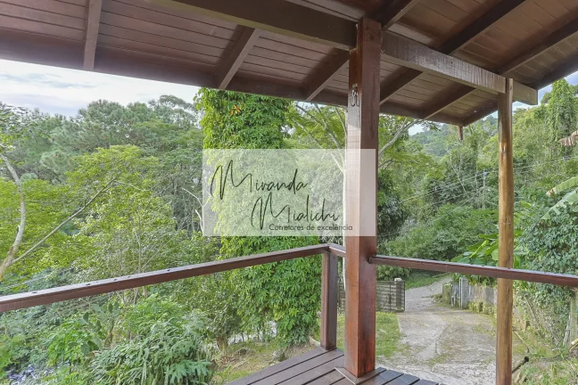 Imagem Casa com 4 quartos, sendo 2 suítes à venda no Córrego Grande