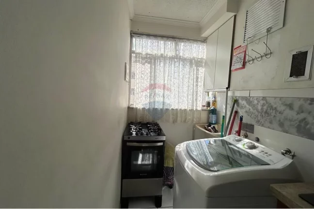 Imagem Apartamento a venda com 3 quartos e com 48m² em Rocha Miranda. Rio de Janeiro.