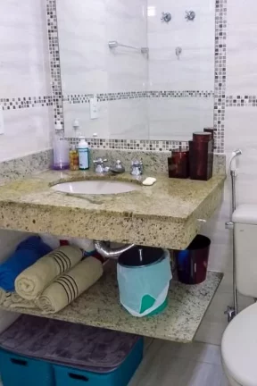 Imagem Flat com 3 dormitórios à venda, 112 m² por R$ 700.000,00 - Pitangueiras - Guarujá/SP