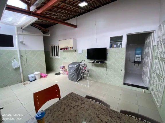 Imagem Casa em rua pública com 3 quartos, 162m² e 2 vagas de garagem - Confira!