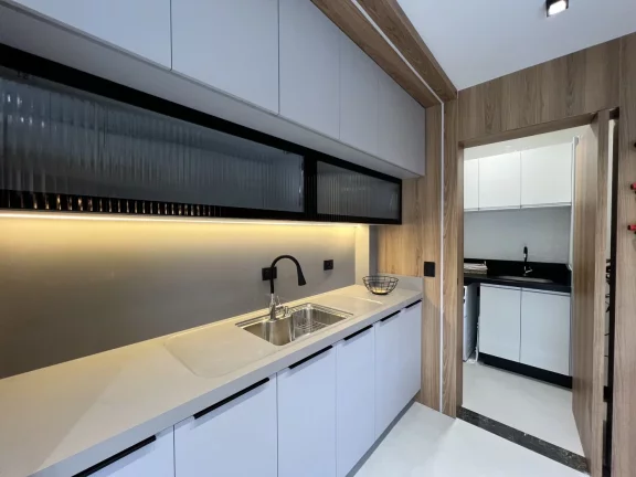 Imagem Casa Alto Padrão para Venda em Florianópolis / SC no bairro Cachoeira do Bom Jesus