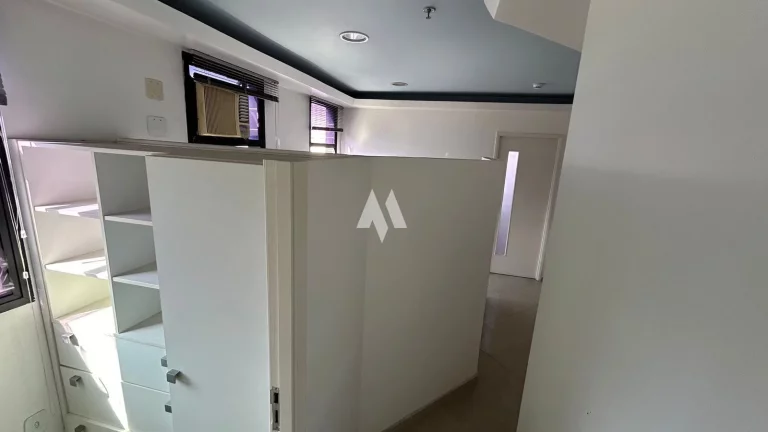 Imagem Sala comercial mobiliada para venda