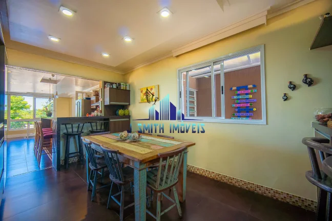 Imagem CASA COM CLASSE EM ESTILO, INTEGRADA COM ÓTIMO ACABAMENTO, NA GRANJA VIANA