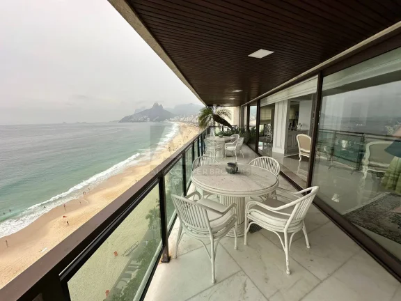Imagem Apartamento à venda em Ipanema, 348m2, 3 quartos, 3 vagas, Frontal Mar.