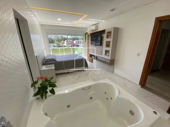 Imagem Casa Alto Padrão para Venda em Florianópolis / SC no bairro São João do Rio Vermelho