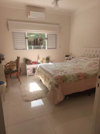 Imagem RESIDÊNCIA Á VENDA NO MORADA DO VERDE EM FRANCA/SP - 330m² de construção - 790m² de terreno