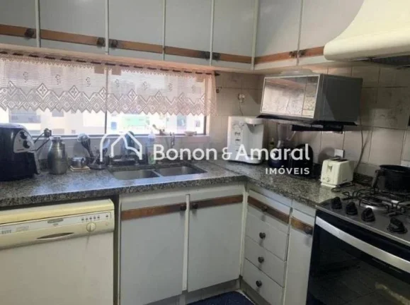 Imagem Amplo e bem distribuído, este apartamento de 143m² no coração do Cambuí é ideal para quem busc...