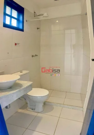 Imagem Espaço Versátil à Venda: Imóvel de 4125 m² com Estrutura de Escola e Quadra na Ferradura