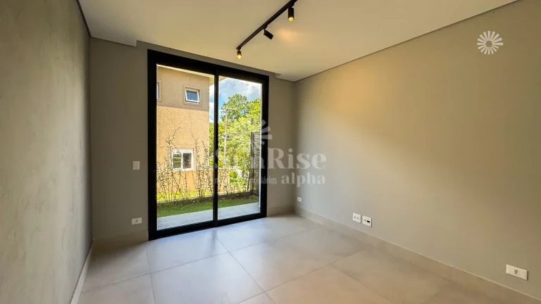 Imagem Casa de alto padrão à venda em Barueri com 4 quartos e 4 vagas 400 m² por R$ 2.500.000,00 Residencial Morada dos Lagos - BarueriSP