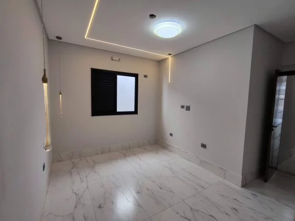 Imagem Casa para Venda em Praia Grande, Caiçara, 4 dormitórios, 4 suítes, 5 banheiros, 3 vagas