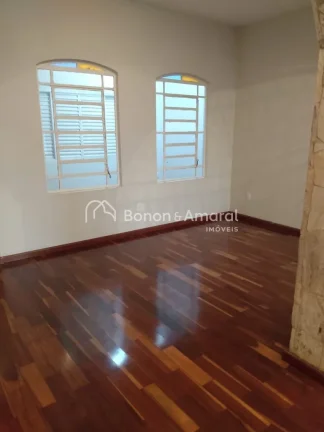Imagem Casa Térrea à Venda na Vila Bressani - Paulínia/SP
Conforto, Espaço e Localização Central!

Ex...