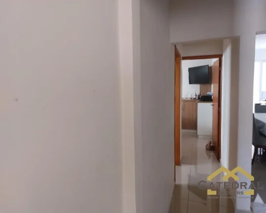 Imagem Casa com 2 Quartos, sendo 1 Suíte à venda por R$650.000,00 - 210m² - Jardim Guanabara - Jundiaí/SP