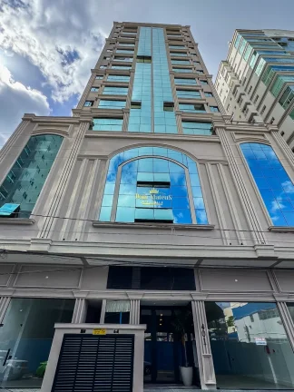 Imagem Apartamento à venda em Itapema, Meia Praia, com 3 quartos, 115m2