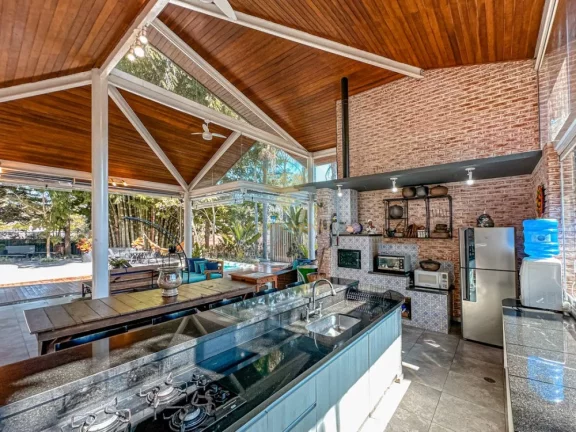 Imagem Casa em Condomínio a Venda no bairro Granja Viana - Carapicuíba, SP